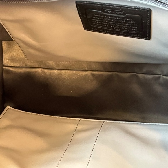 COACH 🎁Charlie Signature Python Shoulder Bag Tote Front Pocket EUC VINTAGE - Picture 8 of 16